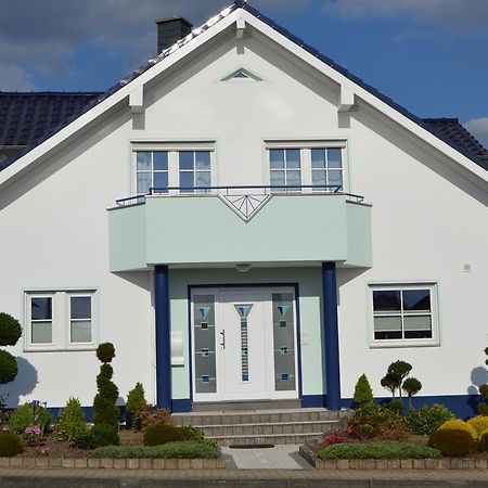 Ferienwohnung Am Park - Vulkanferien Plaidt Екстериор снимка