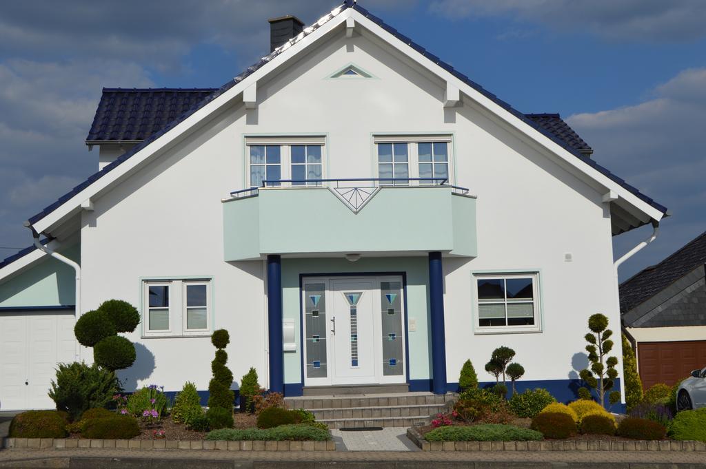 Ferienwohnung Am Park - Vulkanferien Plaidt Екстериор снимка